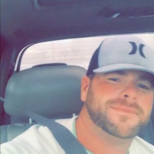 Meet your Posher, Ty